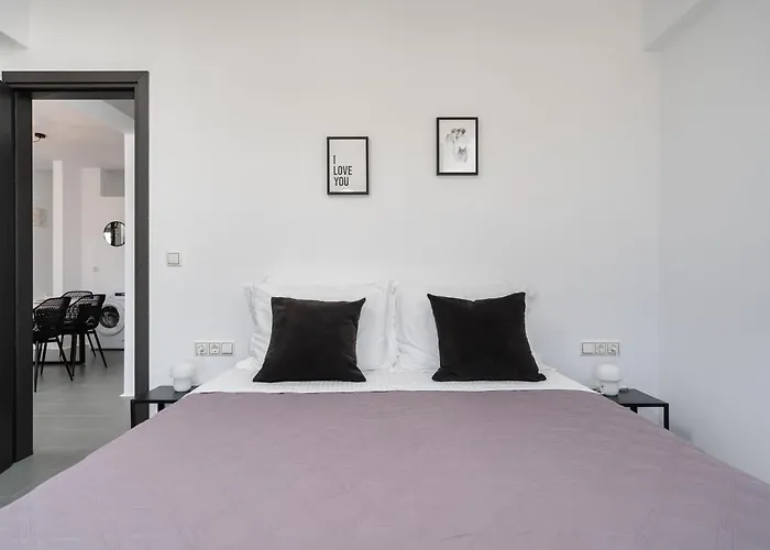 Celestial Sunset شقة Galanado